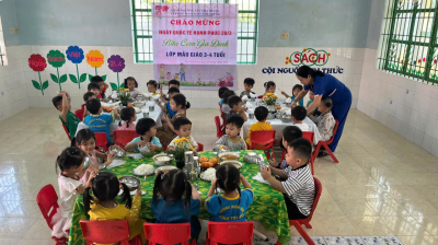 TỔ CHỨC “BỮA CƠM GIA ĐÌNH” NHÂN NGÀY GIA ĐÌNH HẠNH PHÚC 20/3