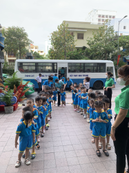 Hình ảnh Trẻ vui chơi tại Siêu thị Gold Coast Nha Trang năm học 2023-2024