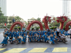 Hình ảnh Trẻ vui chơi tại Siêu thị Gold Coast Nha Trang năm học 2023-2024
