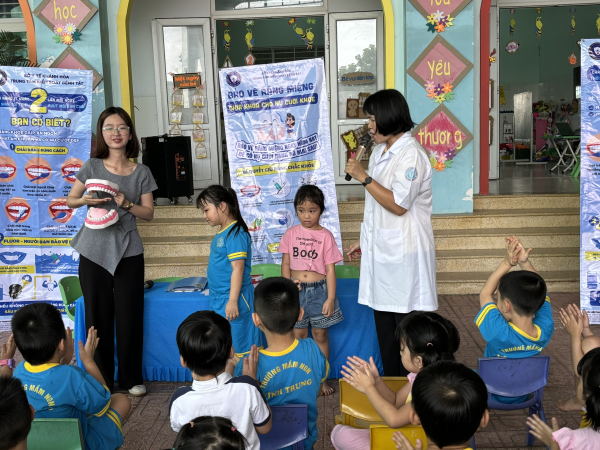 Truyền thông nha học đường và tư vấn vệ sinh răng miệng, năm học 2024-2025