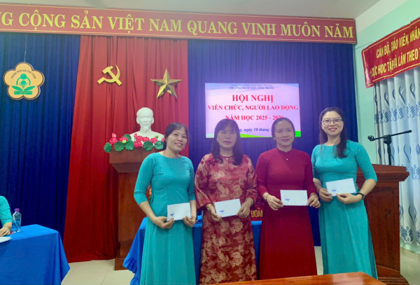 Hội nghị viên chức, người lao động năm học 2025-2026