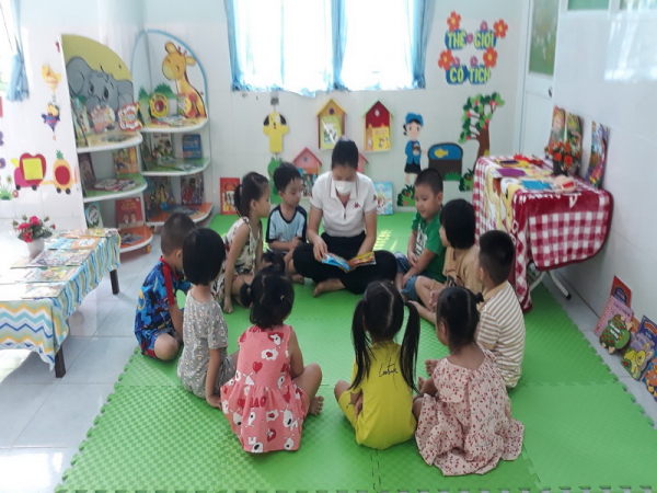 Trường mầm non Vĩnh Trung hưởng ứng ngày Sách Việt Nam năm 2022