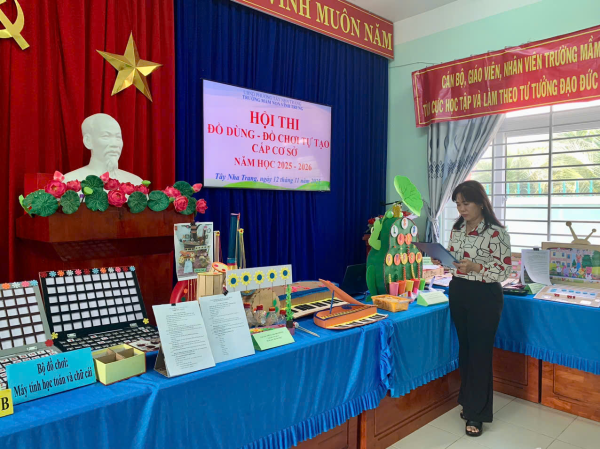 Hội thi đồ dùng dạy học và đồ chơi tự tạo năm học 2025–2026 