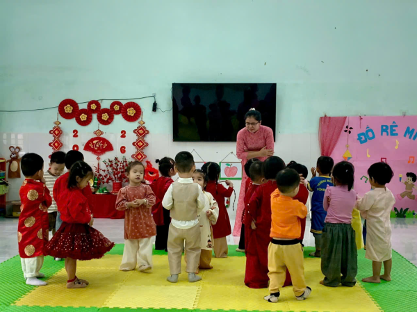  TỔ CHỨC SINH HOẠT CHUYÊN ĐỀ “GIÁO DỤC CẢM XÚC XÃ HỘI CHO TRẺ MẦM NON” NĂM HỌC 2025-2026