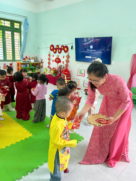  TỔ CHỨC SINH HOẠT CHUYÊN ĐỀ “GIÁO DỤC CẢM XÚC XÃ HỘI CHO TRẺ MẦM NON” NĂM HỌC 2025-2026