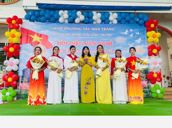 TỔ CHỨC HỘI DIỄN VĂN NGHỆ VỚI CHỦ ĐỀ “ EM YÊU TỔ QUỐC VIỆT NAM” Kỷ niệm 51 năm Ngày Giải phóng Miền nam thống nhất đất nước (30/4/1975 - 30/4/2026)