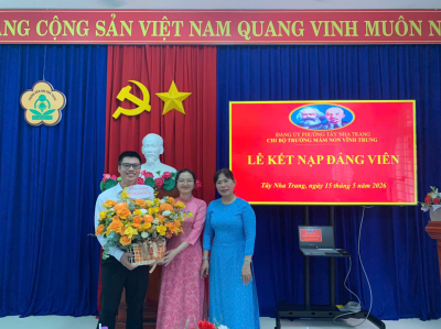 TỔ CHỨC LỄ KẾT NẠP ĐẢNG VIÊN