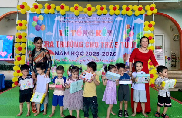 TRƯỜNG MẦM NON VĨNH TRUNG TỔ CHỨC LỄ TỔNG KẾT VÀ RA TRƯỜNG CHO TRẺ 5 TUỔI NĂM HỌC 2025-2026